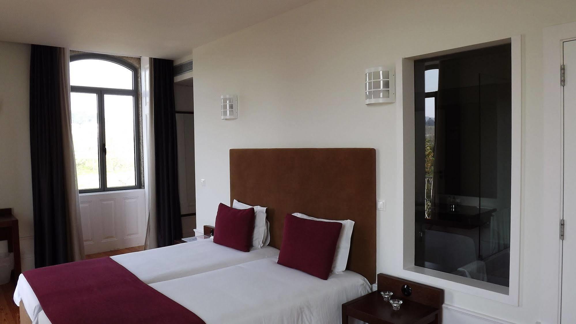 Hotel Quinta Da Cruz & Spa Oliveira  Экстерьер фото